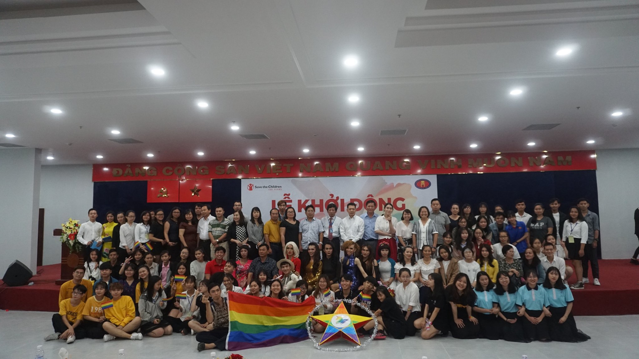 Lễ khởi động dự án quản trị quyền trẻ em và thanh thiếu niên LGBT tại Việt Nam