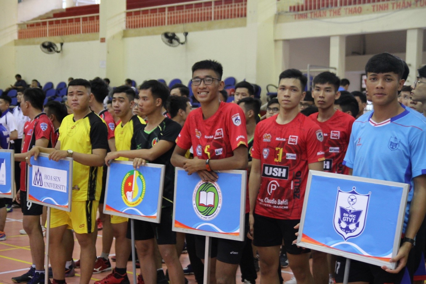 hinh-3-3 KHAI MẠC GIẢI BÓNG CHUYỀN SINH VIÊN TP.HCM NĂM 2020