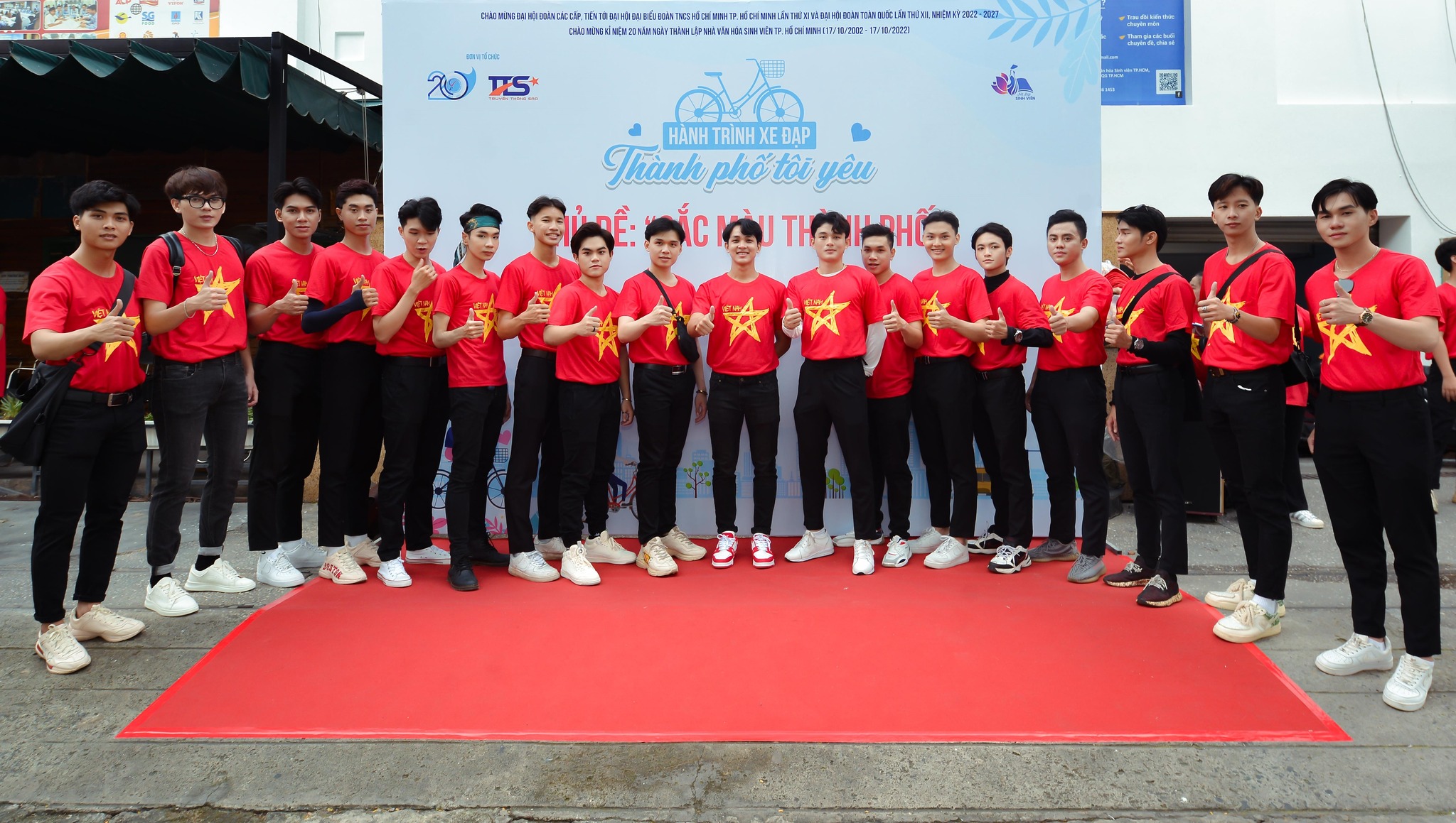 305572457_5595446923810334_8567121892107907241_n Khởi động Hành trình xe đạp "Thành phố tôi yêu" năm 2022