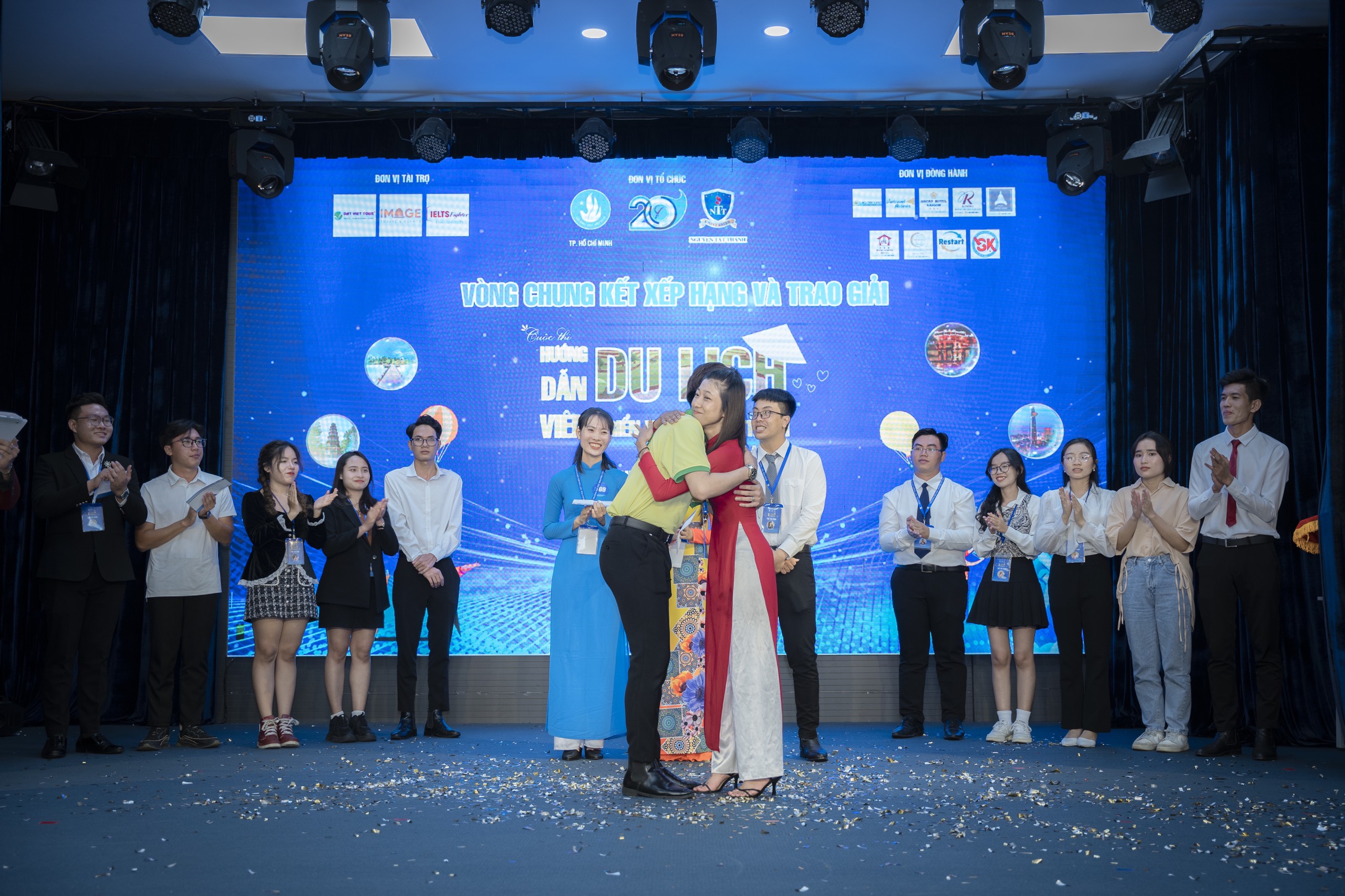 z3807545259739_615c3ac5cddf0bd69af20866985d1d5b Chung kết “Hướng dẫn viên du lịch triển vọng toàn thành năm 2022”