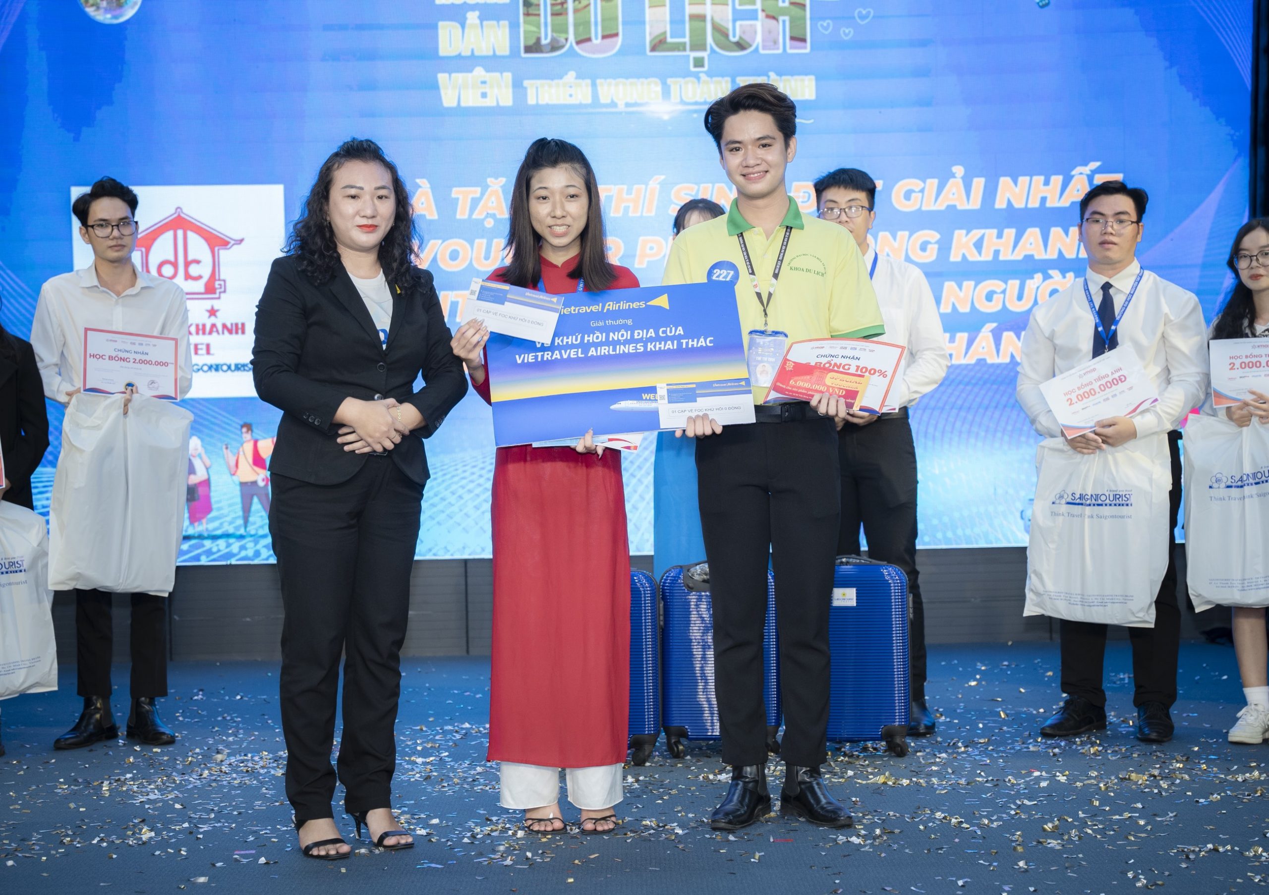 Chung kết “Hướng dẫn viên du lịch triển vọng toàn thành năm 2022”