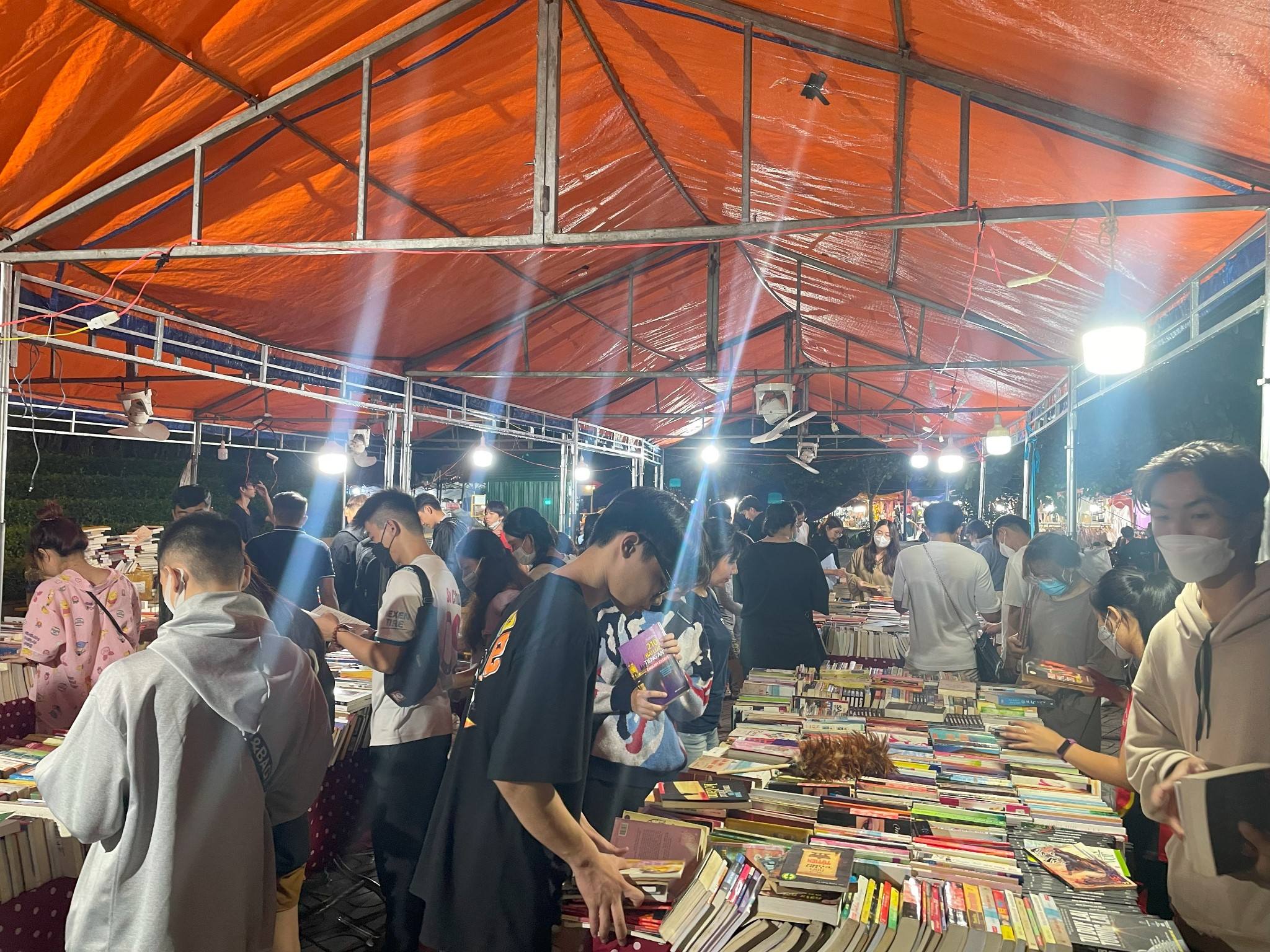 hoi-sach-ki-lo-lan-thu-3-tai-nvhsv Hội sách kí lô miền Nam lần thứ ba tổ chức tại Nhà Văn hóa sinh viên