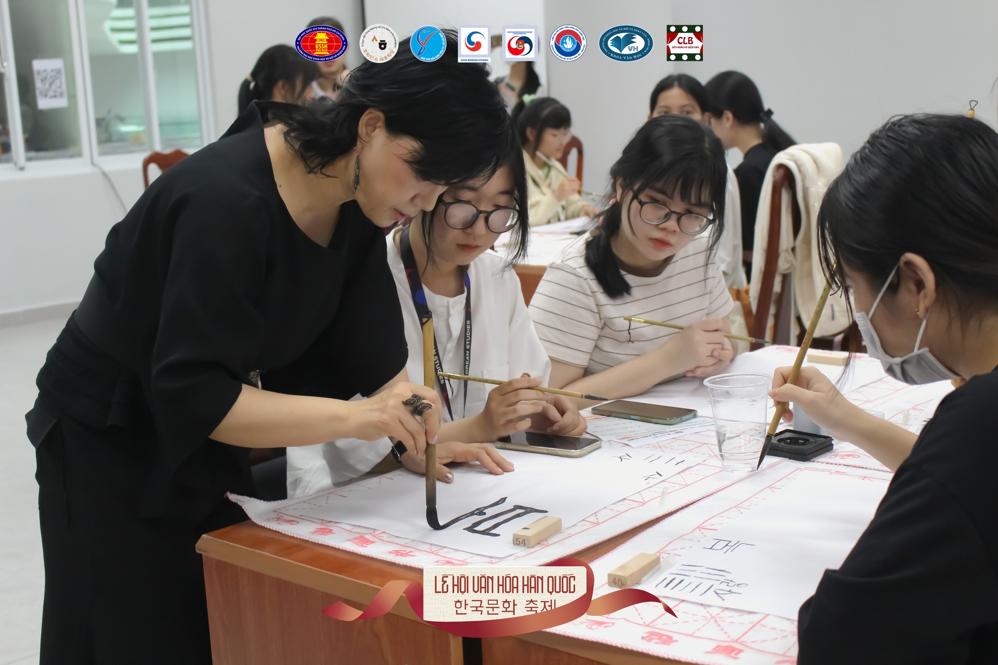 Tận-hưởng-tháng-10-đầy-màu-sắc-với-Lễ-hội-Văn-hóa-Hàn-Quốc-năm-2023-5 Tận hưởng tháng 10 đầy màu sắc với Lễ hội Văn hóa Hàn Quốc năm 2023