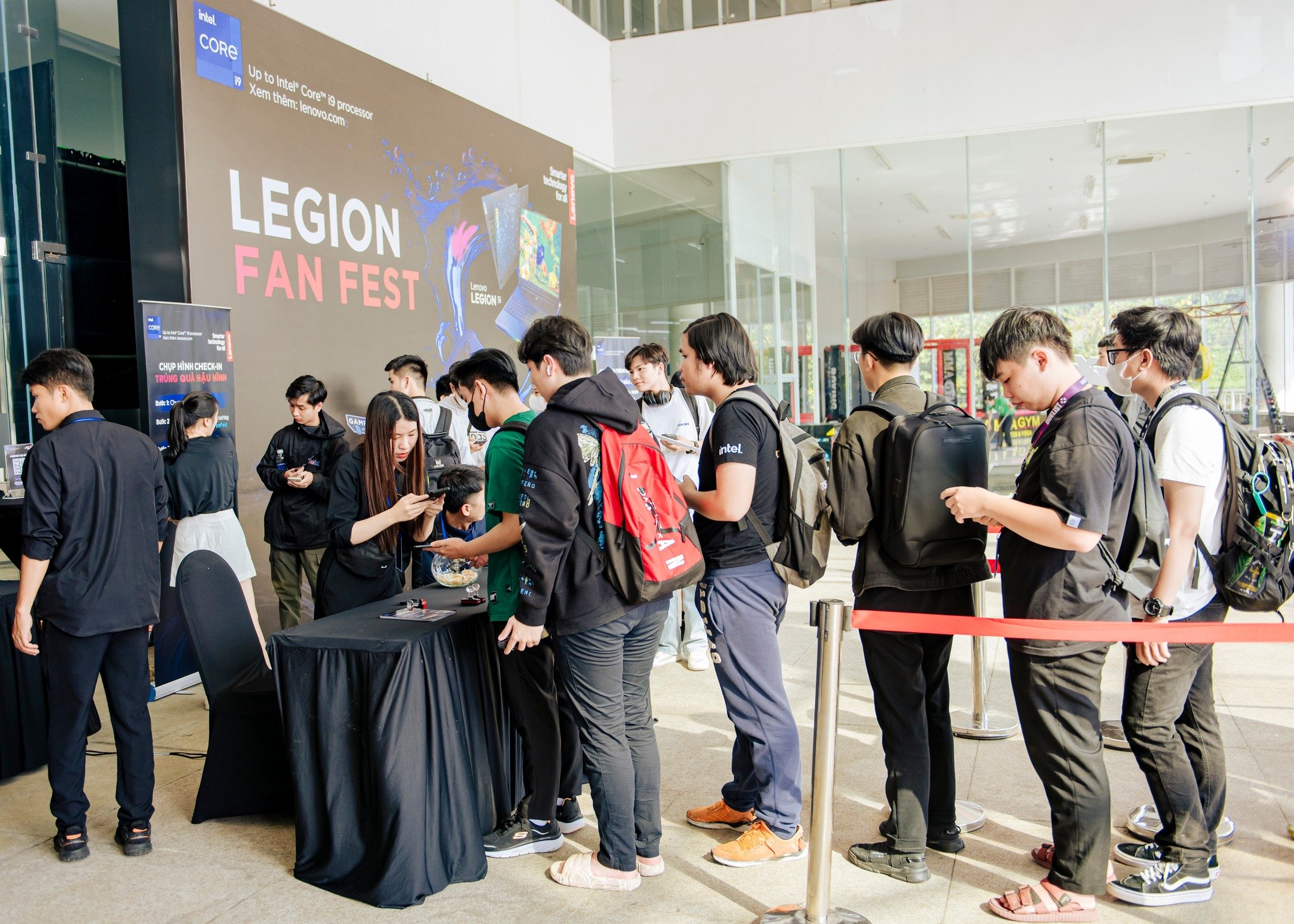 Lenovo-Legion-Fan-Fest-2023-Cơ-hội-trải-nghiệm-loạt-sản-phẩm-công-nghệ-Gaming-1 Lenovo Legion Fan Fest 2023 -  Cơ hội trải nghiệm loạt sản phẩm công nghệ Gaming