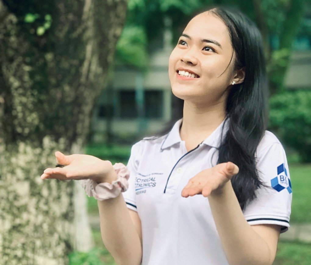 z5079339407500_e00d6f8ddebcb0d53eecc8fec4eaaca5 Nữ sinh tốt nghiệp loại giỏi Bách khoa trong ba năm