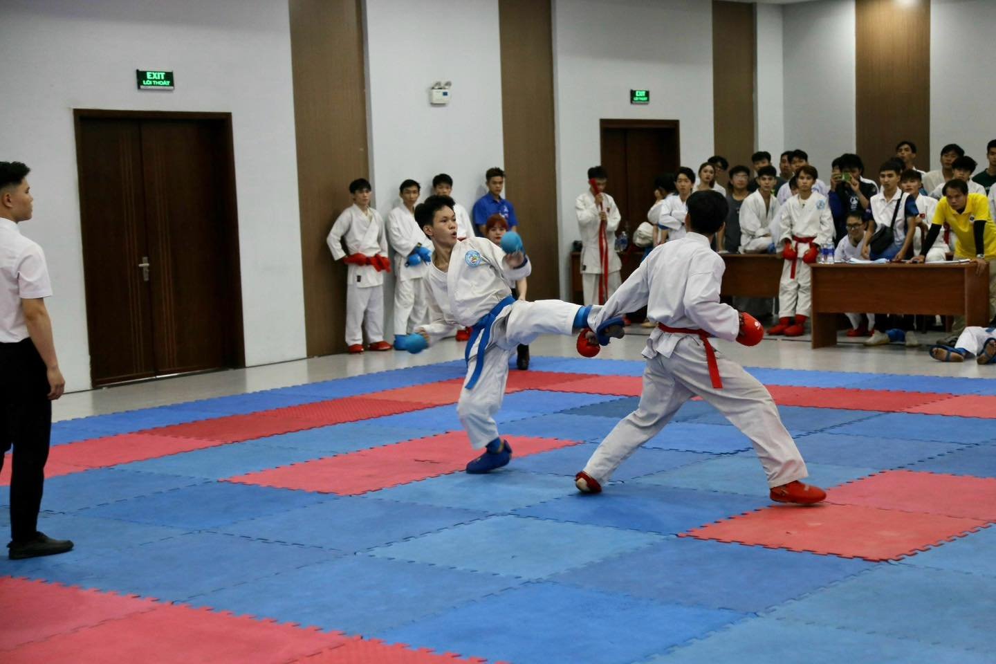 Bùng-nổ-lửa-nhiệt-tại-Ngày-hội-Sức-trẻ-Sinh-viên-TP.HCM-năm-2024-4 Bùng nổ lửa nhiệt tại Ngày hội Sức trẻ Sinh viên TP.HCM năm 2024