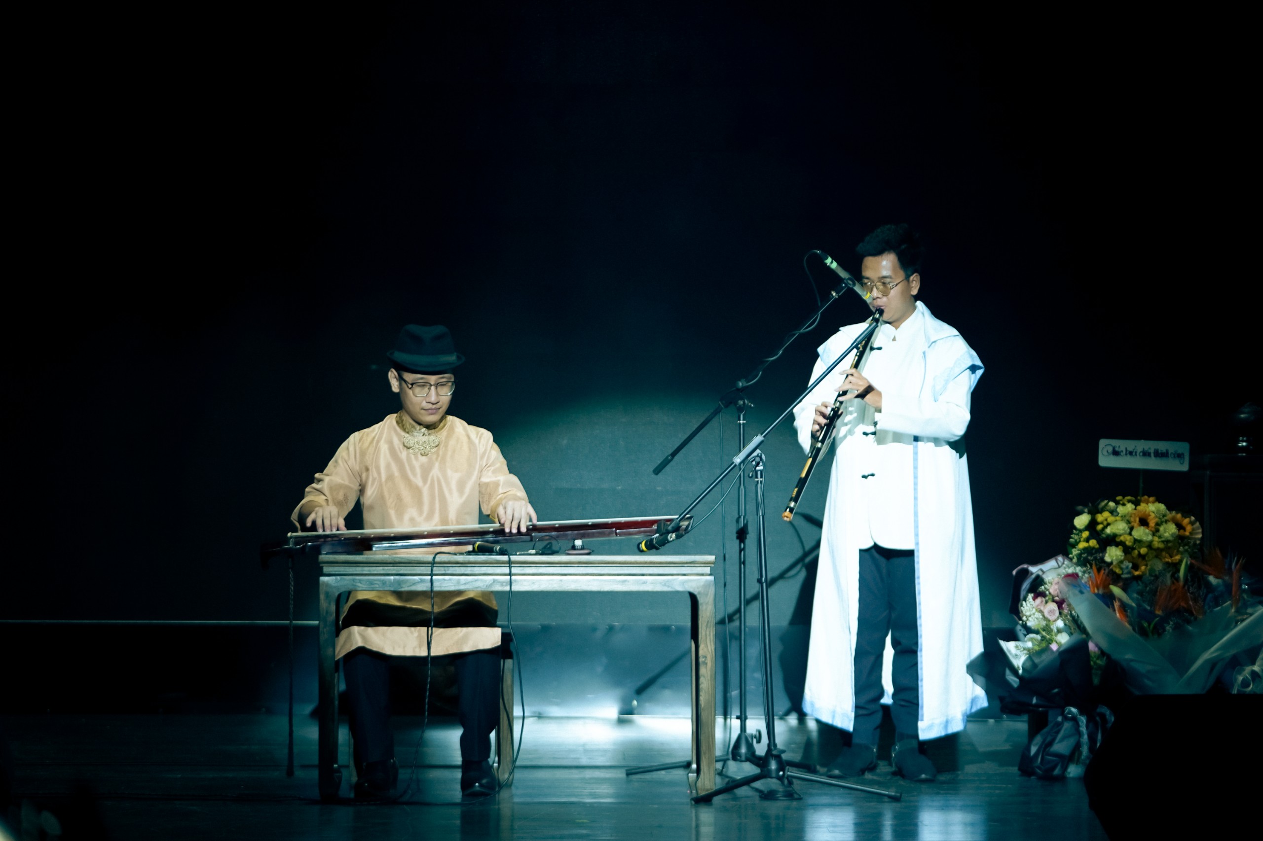 Chương-trình-biểu-diễn-22Tri-Âm22-Kỷ-niệm-9-năm-hành-trình-của-Cổ-cầm-Sài-Gòn Chương trình biểu diễn "Tri Âm" - Kỷ niệm 09 năm hành trình của Cổ cầm Sài Gòn