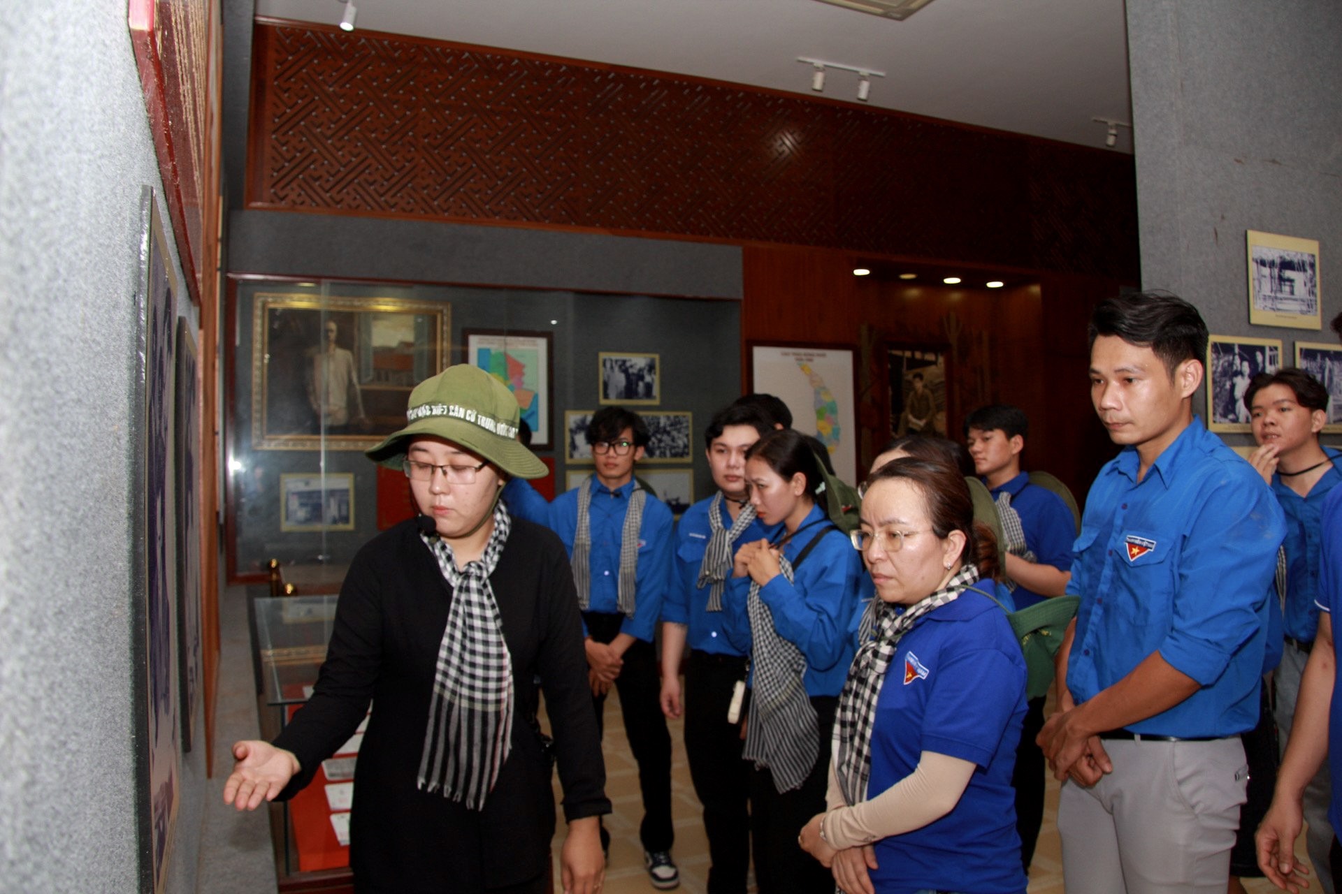 Hành-trình-về-nguồn-tại-Khu-di-tích-Lịch-sử-Văn-hóa-Quốc-gia-đặc-biệt-Căn-cứ-Trung-ương-Cục-Miền-Nam-4 Hành trình về nguồn tại Khu di tích Lịch sử Văn hóa Quốc gia đặc biệt Căn cứ Trung ương Cục Miền Nam