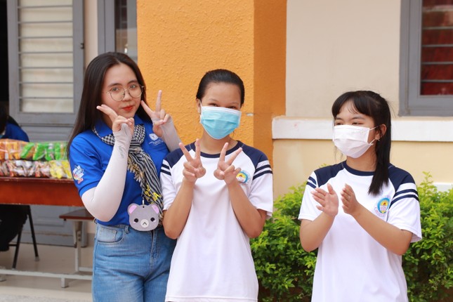 anh-6-6784 Luôn cống hiến bằng một trái tim nhiệt huyết - Ngô Tường Vi