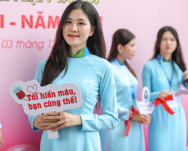z5248583686847-4e10cf520b9c5c15479c814ae17ec9e1-4754 Nữ sinh Kiên Giang và hành trình đi tìm động lực thúc đẩy bản thân ‘cháy’ và cống hiến hết mình cho xã hội