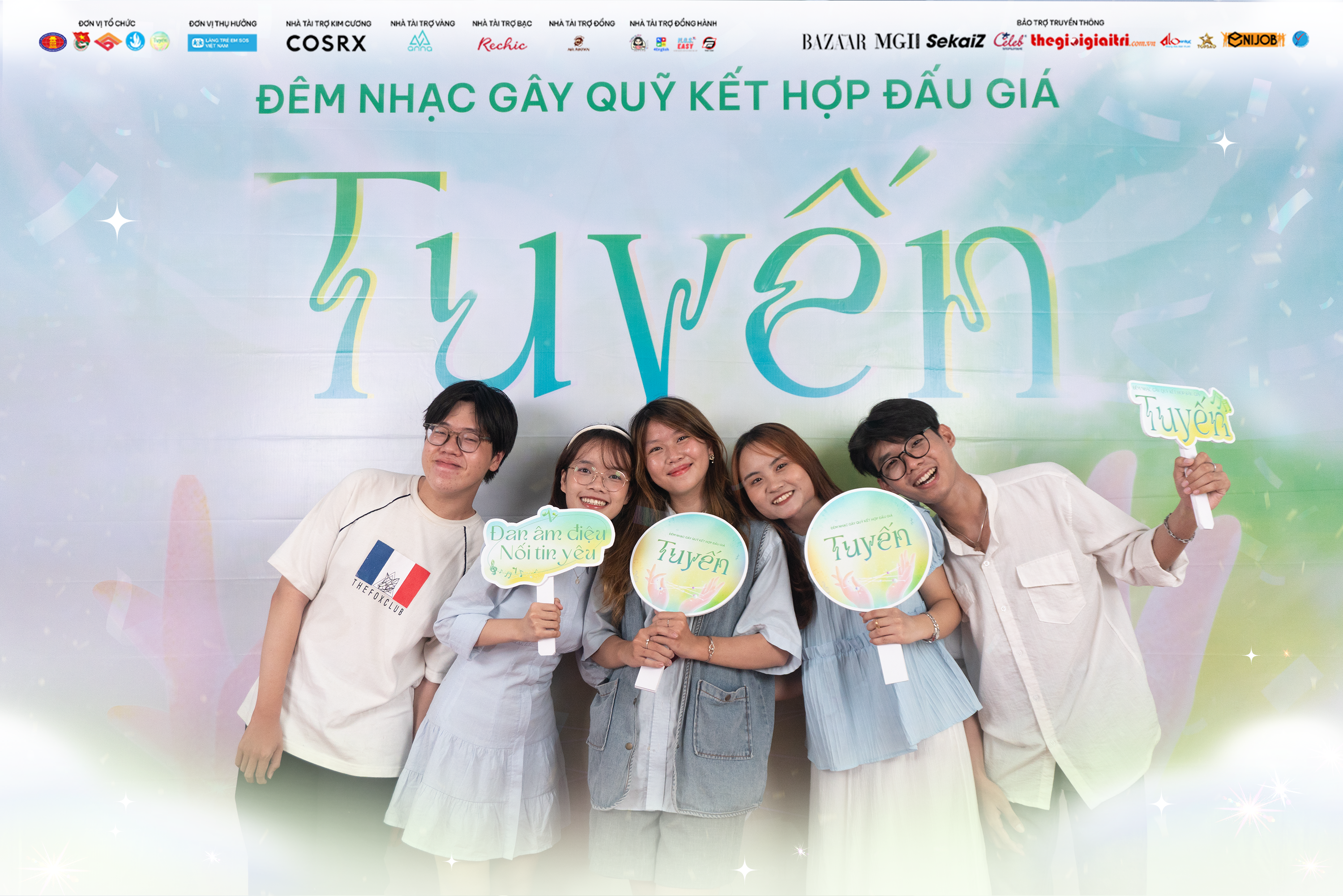 êm-nhạc-gây-quỹ-“Tuyến”-Nơi-âm-nhạc-giúp-lan-tỏa-sự-yêu-thương-2 Đêm nhạc gây quỹ “Tuyến” -  Nơi âm nhạc giúp lan tỏa sự yêu thương