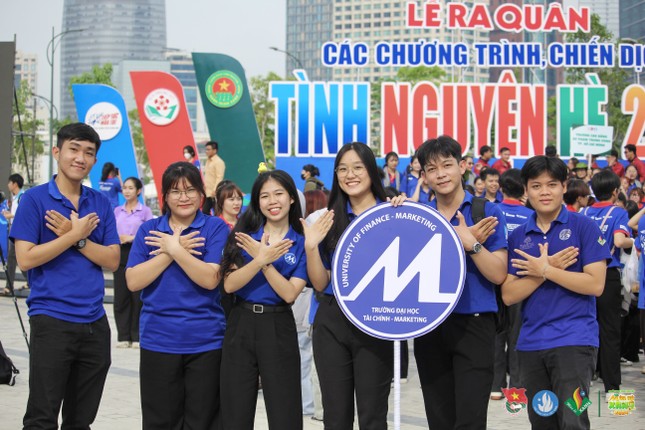 anh-3-5580 Phó Chủ tịch Hội Sinh viên Trường ĐH Tài chính – Marketing: 'Trưởng thành là khi ta sống có trách nhiệm'