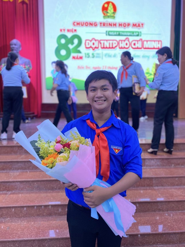 Chàng trai Bến Tre năng nổ hoạt động Đoàn là tân sinh viên Đại học Kinh tế TP. HCM