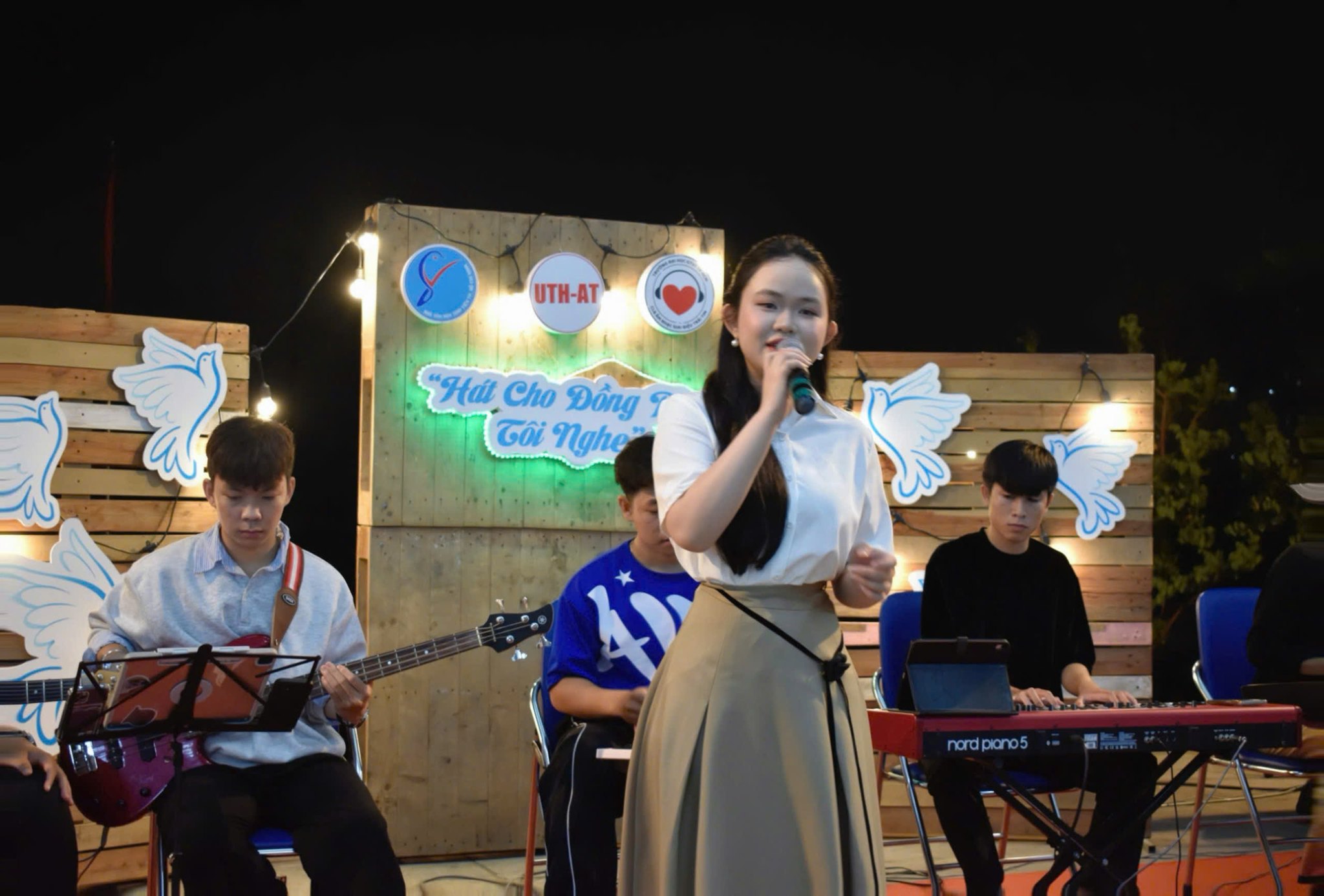 3-2 Chuyên đề Hát cho đồng bào tôi nghe - Chủ đề: Vọng