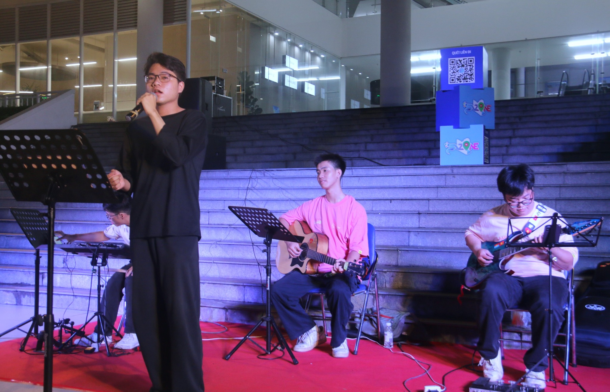 3-5 Chương trình "SV ZONE" - Chủ đề: #GROVEIT #NOIR
