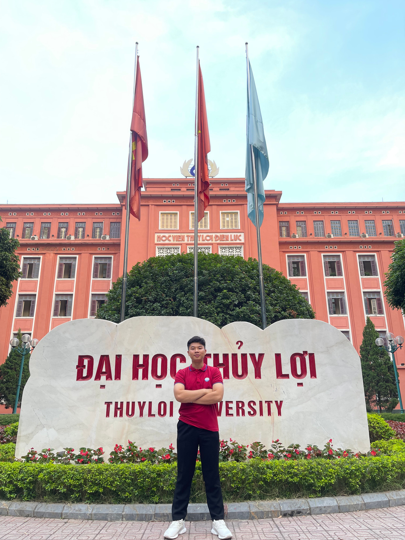 Nam thủ khoa kép ngành công nghệ kỹ thuật xây dựng và hành trình chinh phục chuỗi giải thưởng học thuât