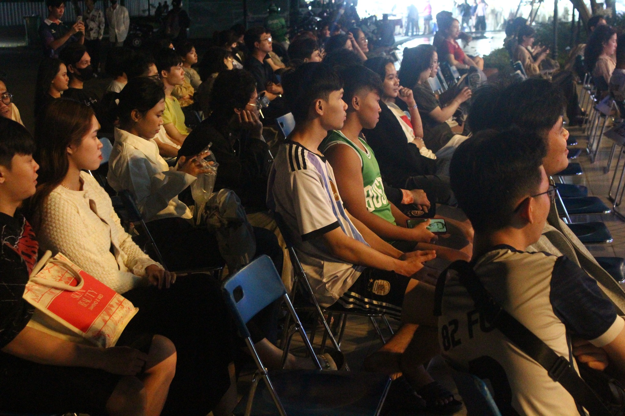 490517556_1071123521707281_6678739000368386264_n Sân chơi “Tuổi xanh” - Chủ đề: Nhạc hay đánh bay nỗi buồn