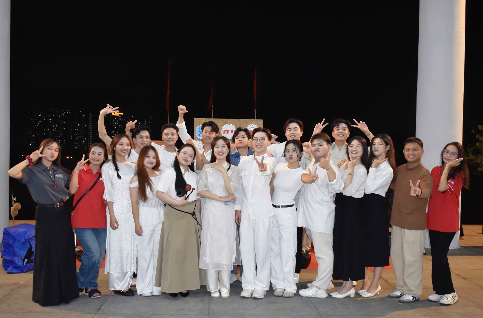 5-2 Chuyên đề Hát cho đồng bào tôi nghe - Chủ đề: Vọng