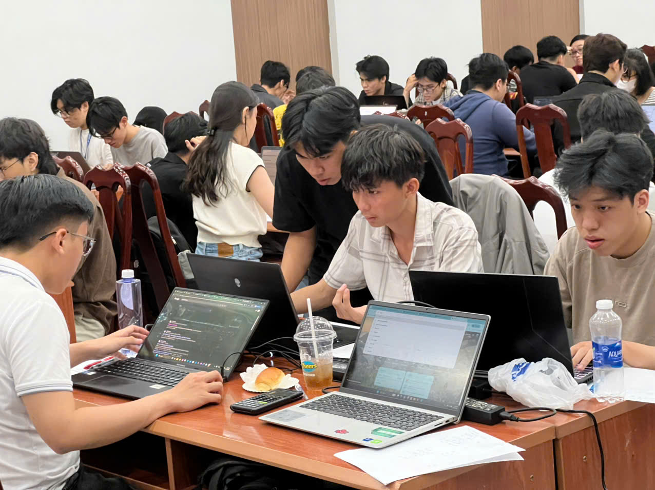 4-1 PROGRAMMING CHALLENGE – HÀNH TRÌNH 4 GIỜ MÃ HÓA ĐẦY CẢM HỨNG