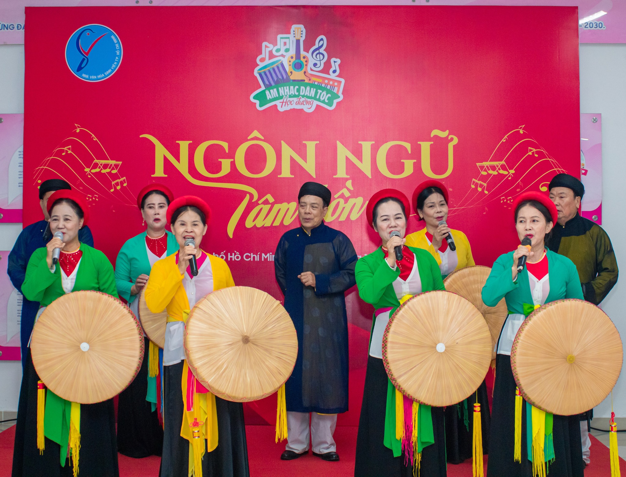 557467762_1208568667962765_2546800103061760235_n CHƯƠNG TRÌNH “ÂM NHẠC DÂN TỘC HỌC ĐƯỜNG” - CHỦ ĐỀ: NGÔN NGỮ TÂM HỒN