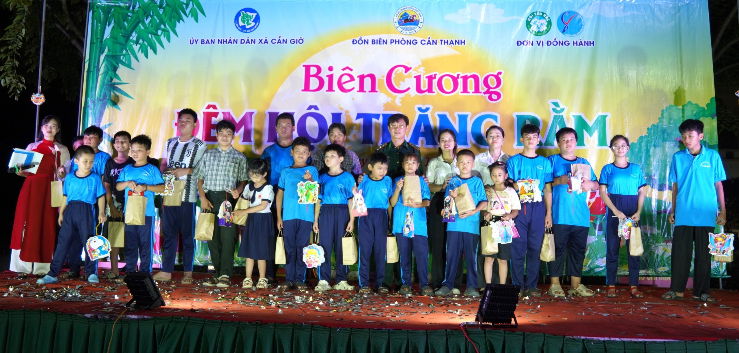 557855765_1207707478048884_6591880311182846411_n-scaled CHƯƠNG TRÌNH "BIÊN CƯƠNG - ĐÊM HỘI TRĂNG RẰM" NĂM 2025