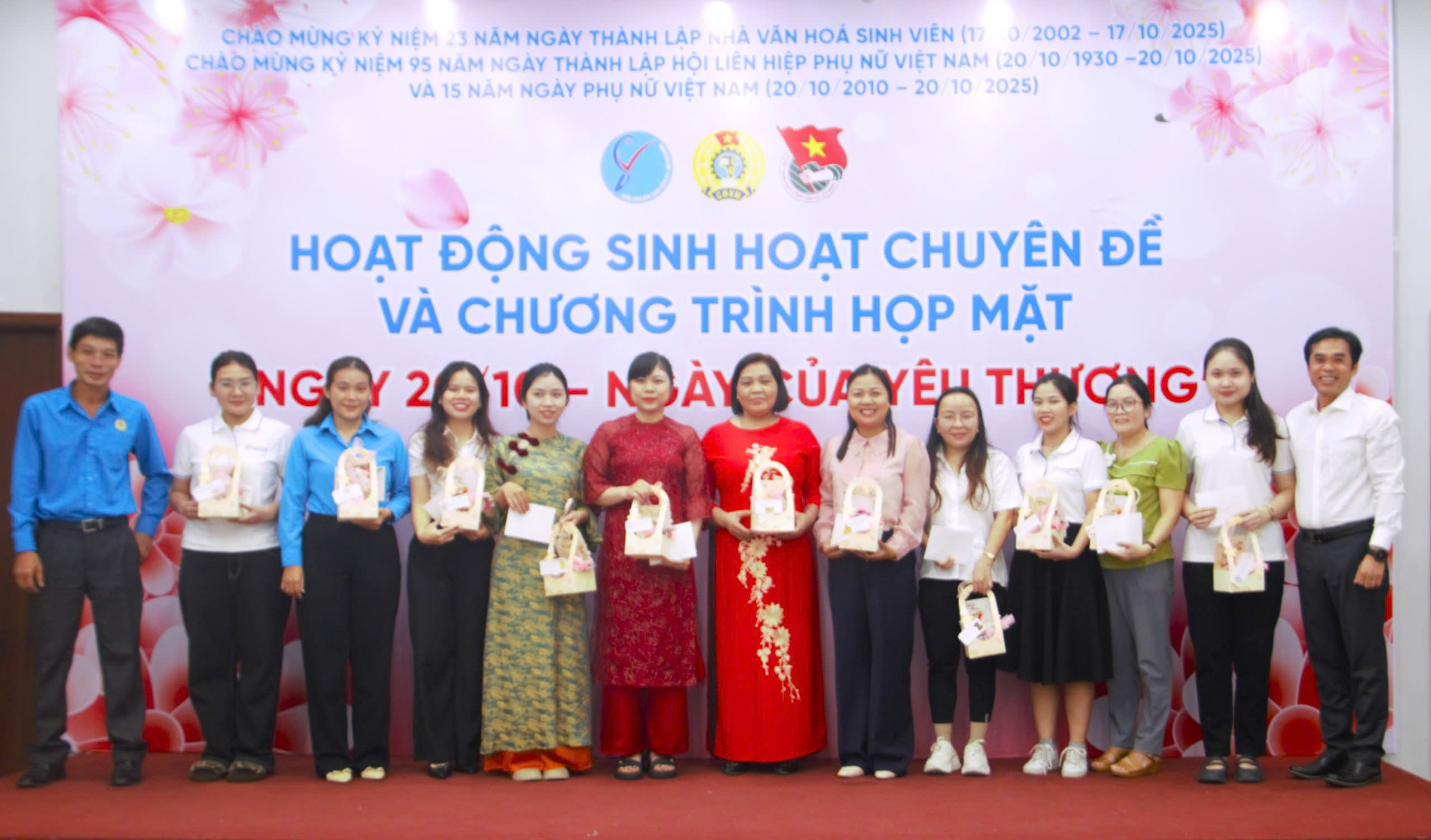 5f01877a6051ed0fb440 NGÀY PHỤ NỮ VIỆT NAM 20/10: TÔN VINH VẺ ĐẸP RẠNG NGỜI - KẾT NỐI YÊU THƯƠNG