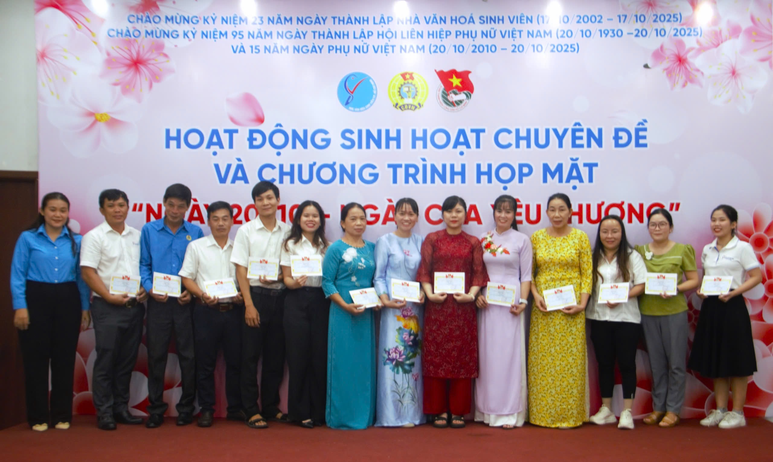 IMG_2185 CHƯƠNG TRÌNH HỌP MẶT KỶ NIỆM 23 NĂM NGÀY THÀNH LẬP NHÀ VĂN HÓA SINH VIÊN TP. HỒ CHÍ MINH