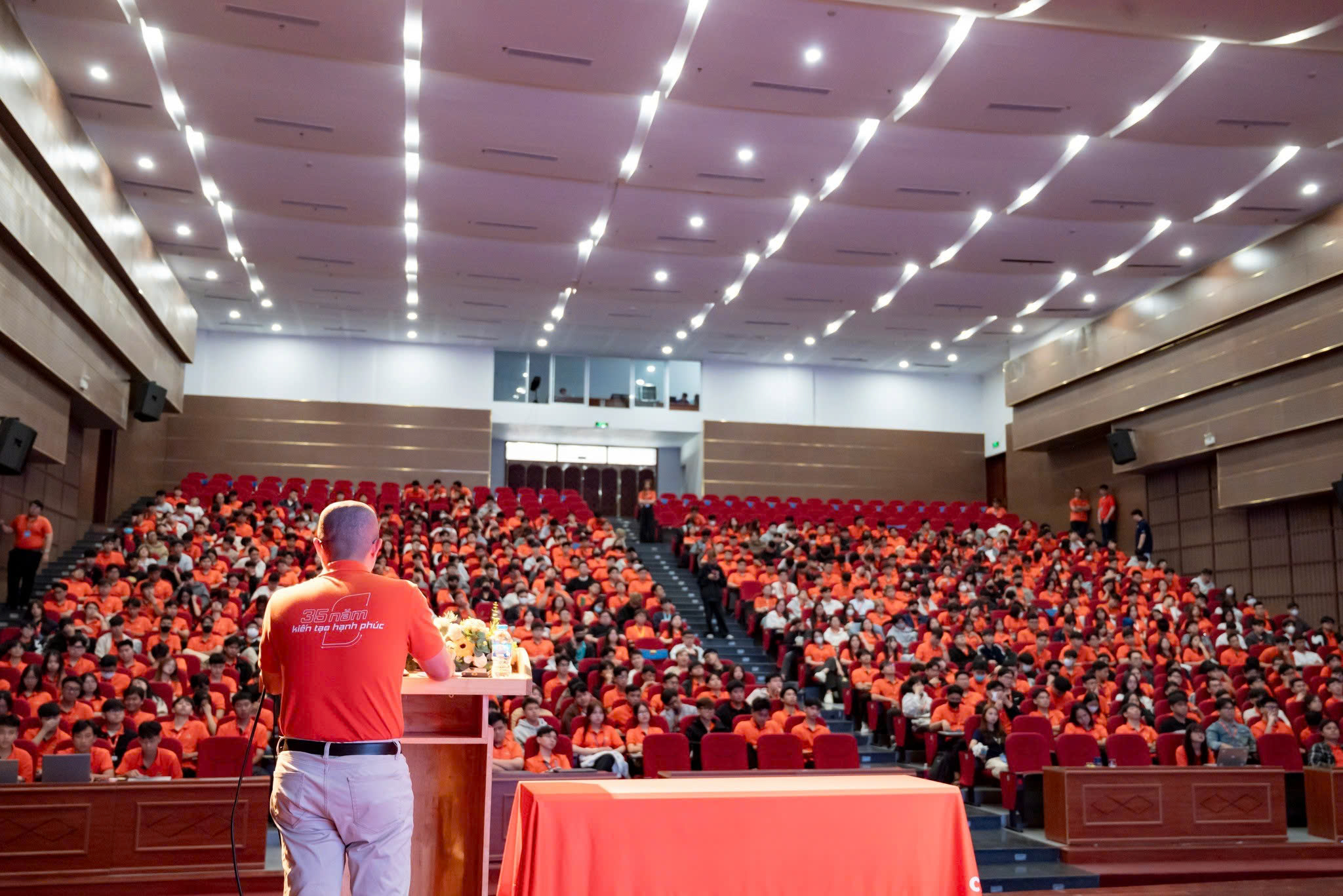 Chuyên đề “AI First” tại Nhà hát Sinh viên