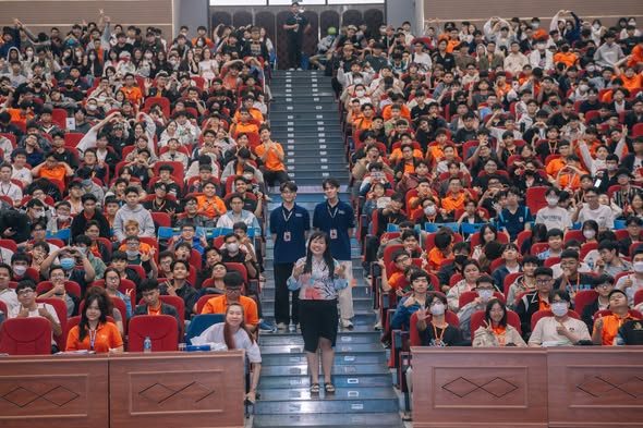 ORIENTATION WEEK 2025 – BUỔI THỨ 2