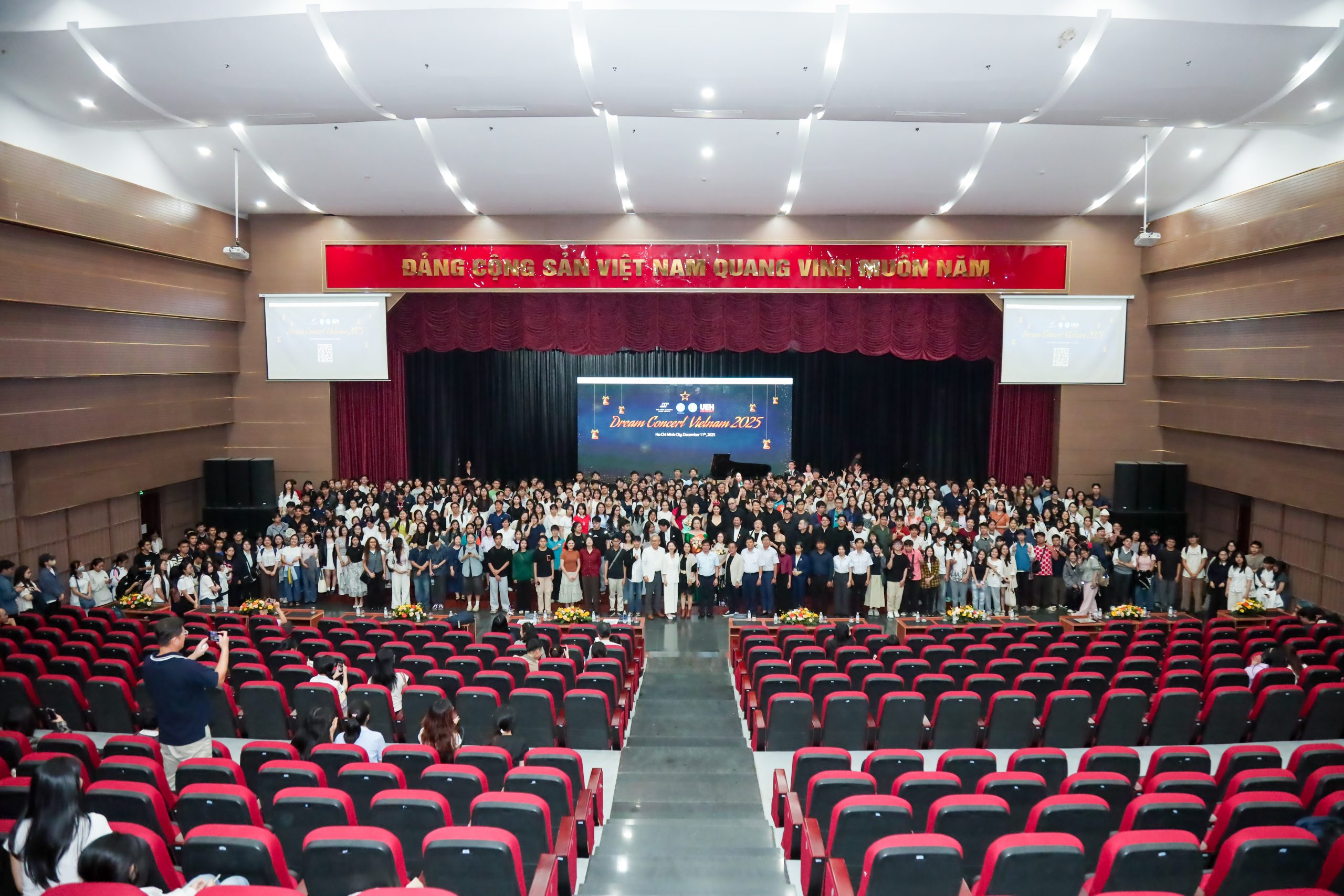 bia-scaled Chương trình hòa nhạc cổ điển quốc tế “Dream Concert Vietnam 2025”