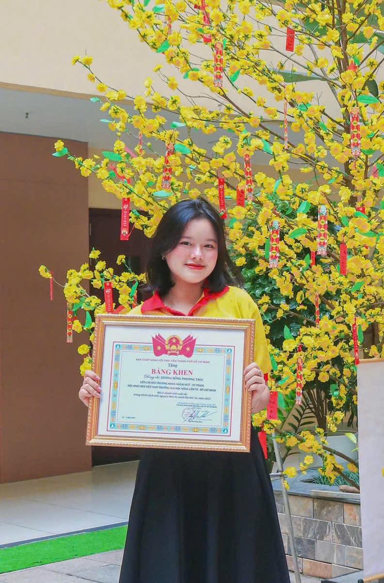 Dương Hồng Phương Trúc – Thủ lĩnh sinh viên lan tỏa tinh thần “5 tốt”