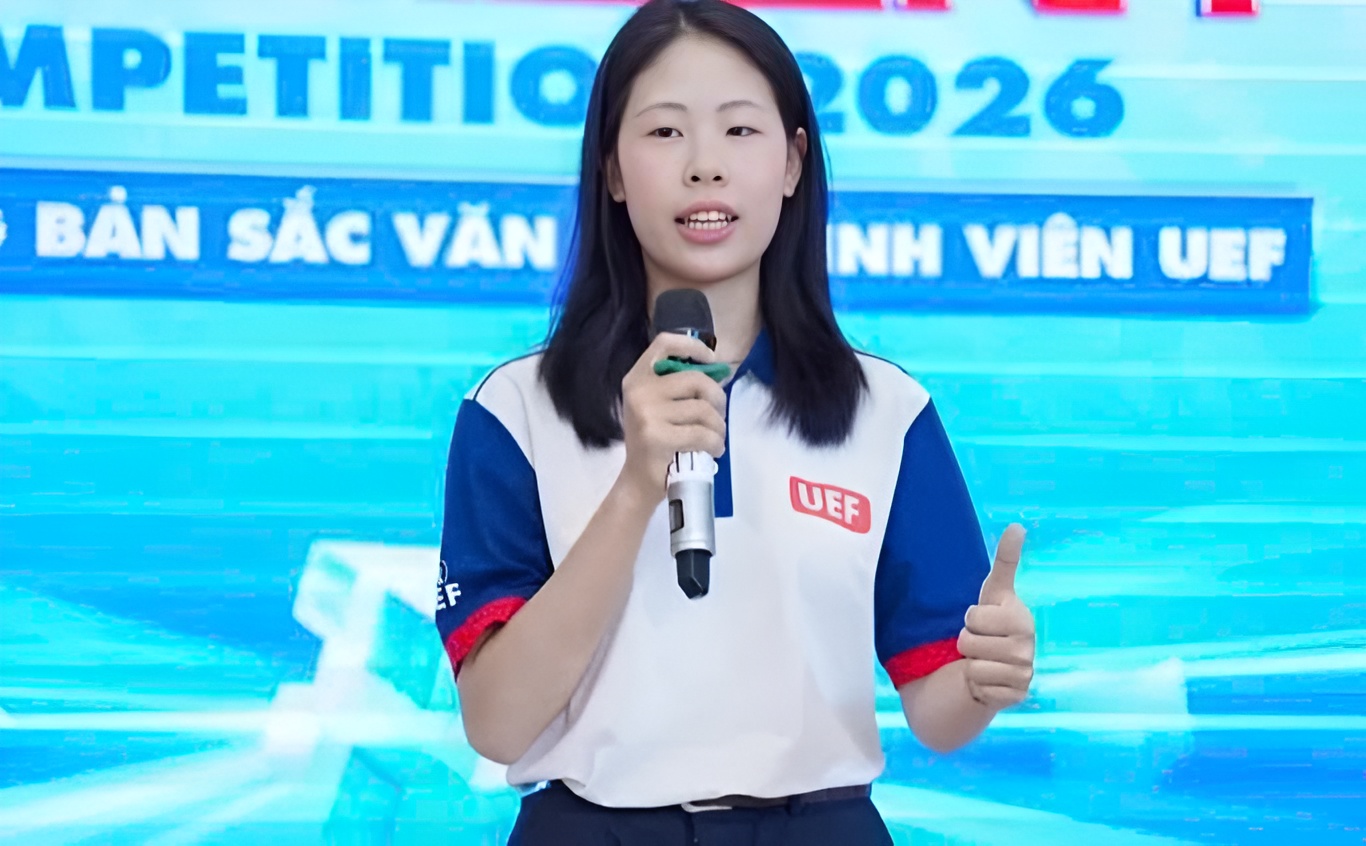 10-TRAN-KHANH-LINH-TRUONG-DH-KINH-TE-TAI-CHINH-TPHCM- TRỞ THÀNH THỦ LĨNH SINH VIÊN TIÊU BIỂU CỦA TRƯỜNG KHI MỚI LÀ SINH VIÊN NĂM NHẤT