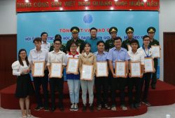 1.-Các-thí-sinh-nhận-giải-1