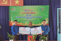 Chương-trình-22Nghĩa-tình-biên-giới22-năm-2024-với-chủ-đề-22Hoa-xuân-chiến-sĩ22-10-1